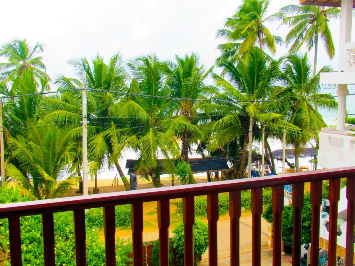 Shanika Beach Inn Tangalle Exterior photo